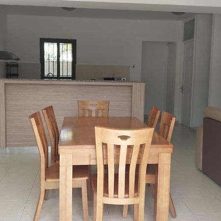 Flic-en-Flacq Villa John מראה חיצוני תמונה