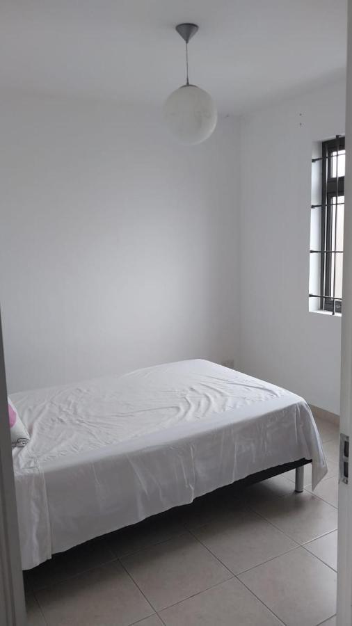 Flic-en-Flacq Villa John מראה חיצוני תמונה